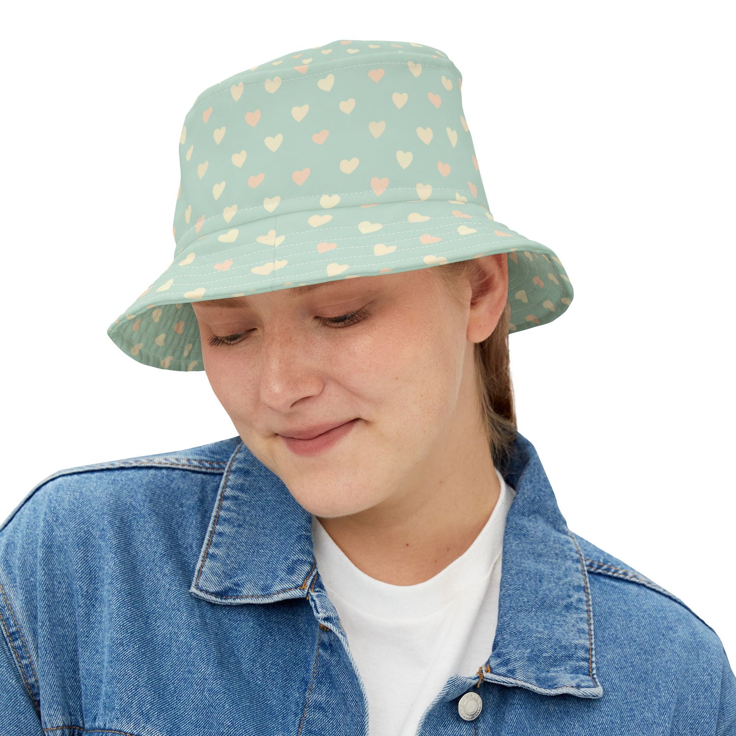 Bucket Hat Heart Pattern
