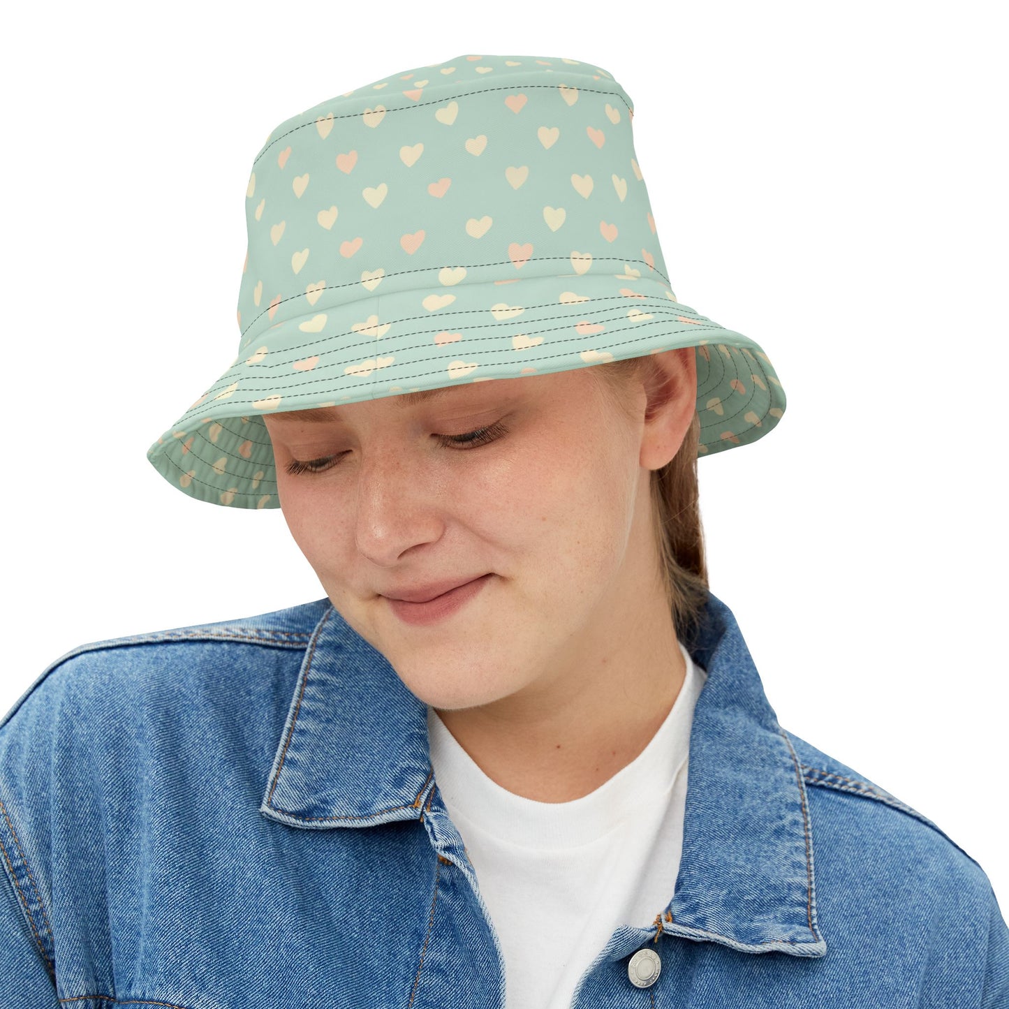 Bucket Hat Heart Pattern
